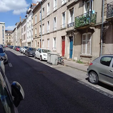 La Teranga De Kadi & Cathy, Avec Jardin Privatif Apartment