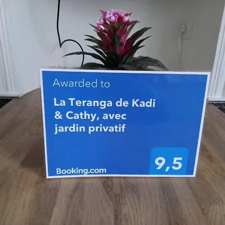 Appartamento La Teranga De Kadi & Cathy, Avec Jardin Privatif