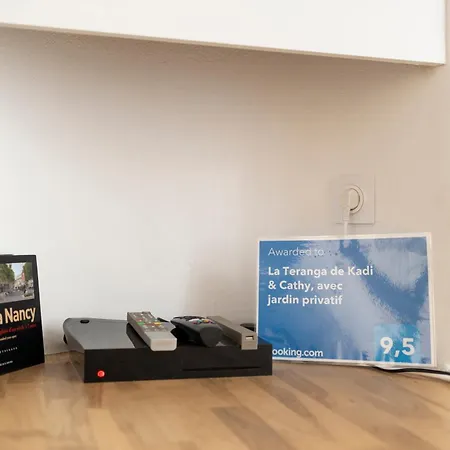 Appartement La Teranga De Kadi&cathy, Avec Jardin Privatif